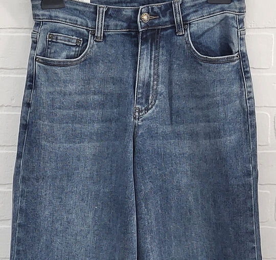 Jack Berry Wide Leg Jeans