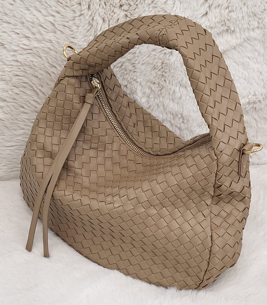 Woven Handbag 👜