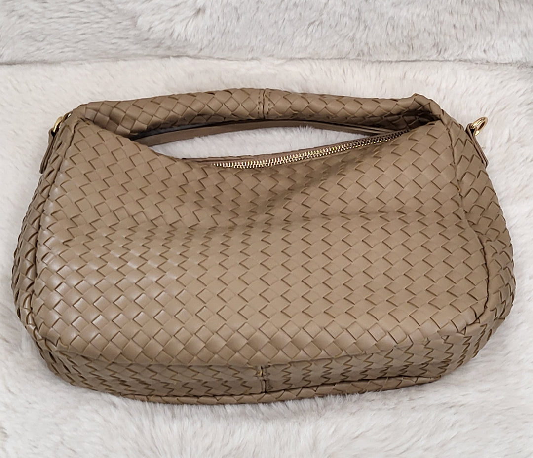 Woven Handbag 👜