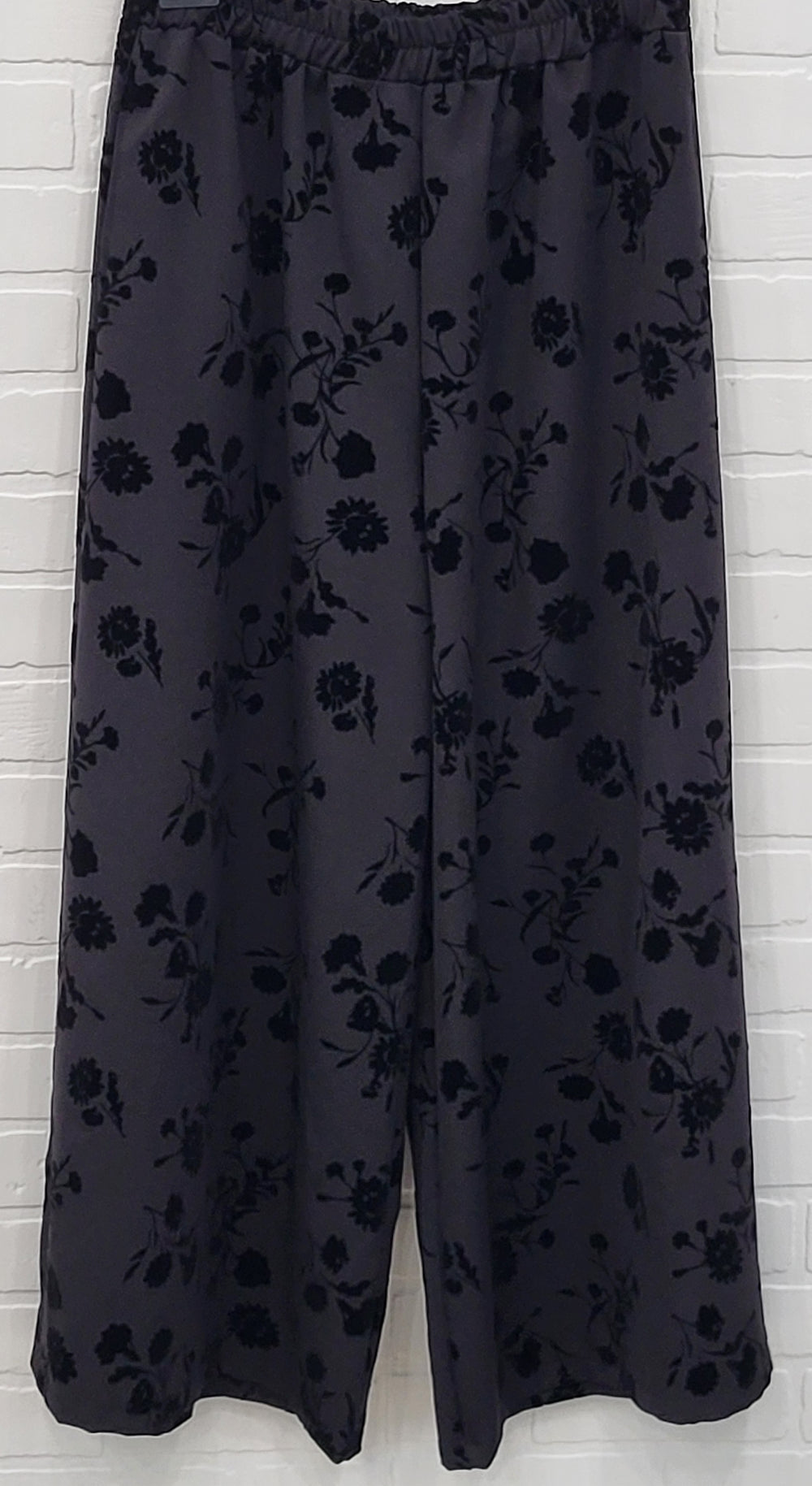 Wide Leg Trousers with  Floral Velvet