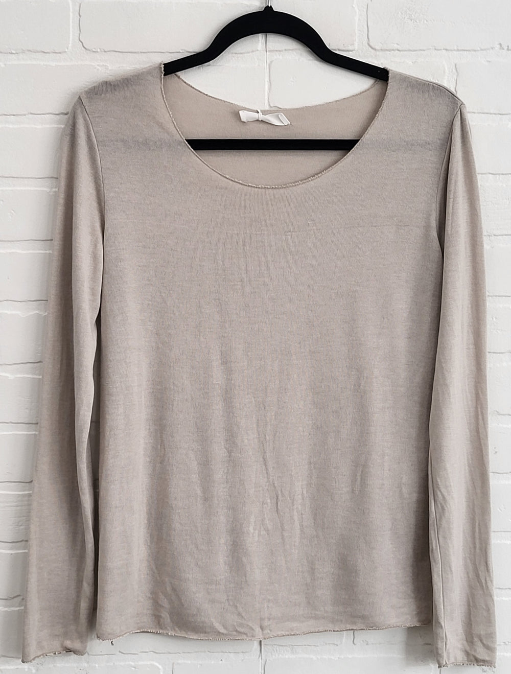 Ava Pullover Round Neckline