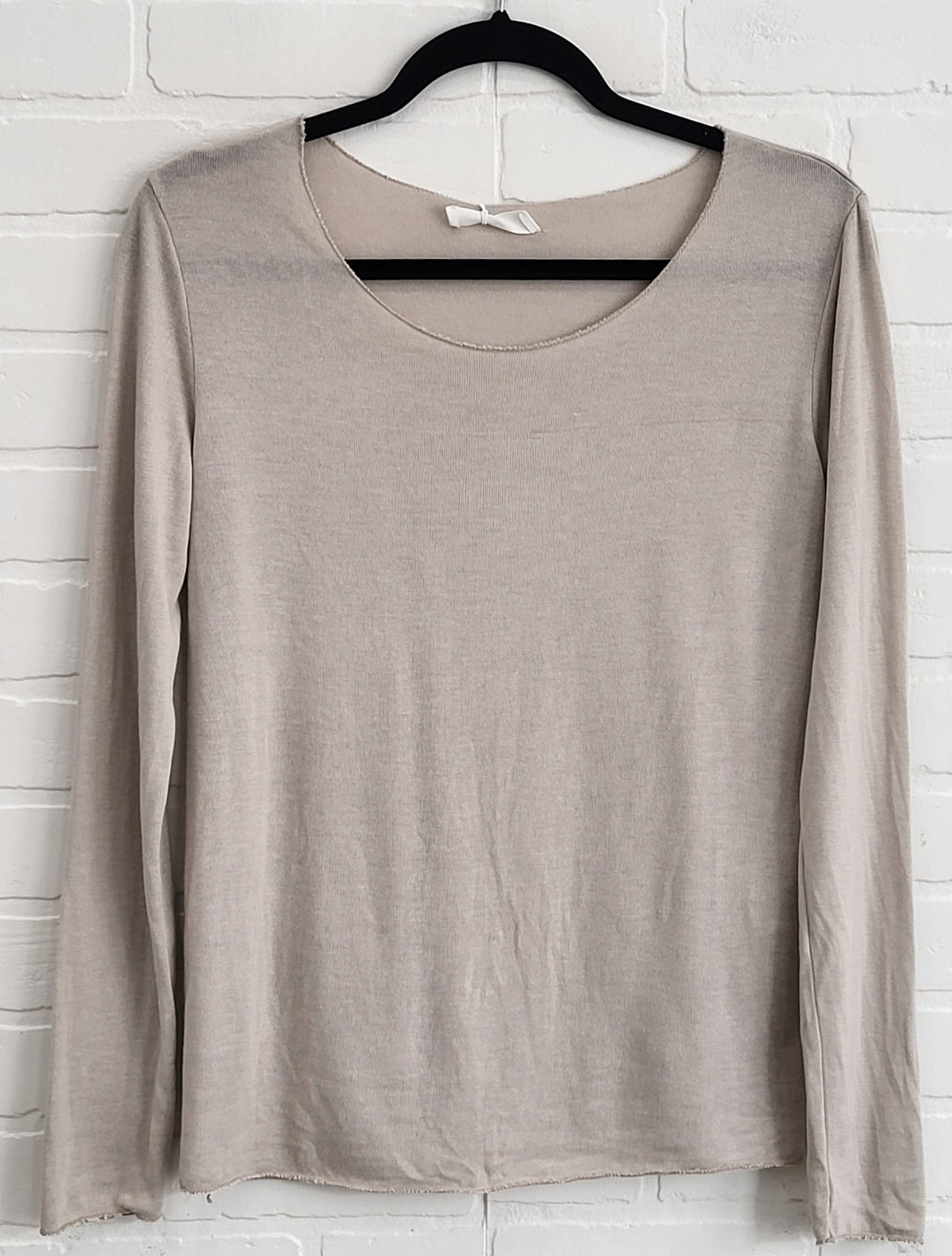 Ava Pullover Round Neckline