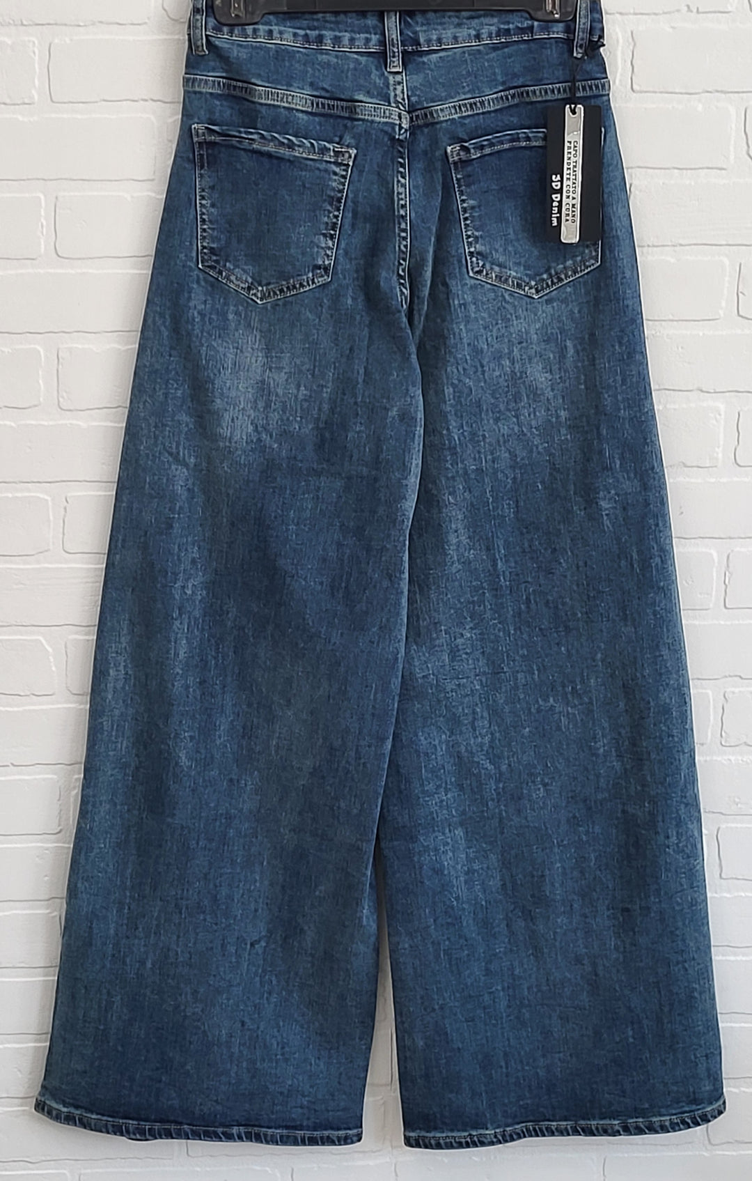 3-D Wide Leg Denim Jeans
