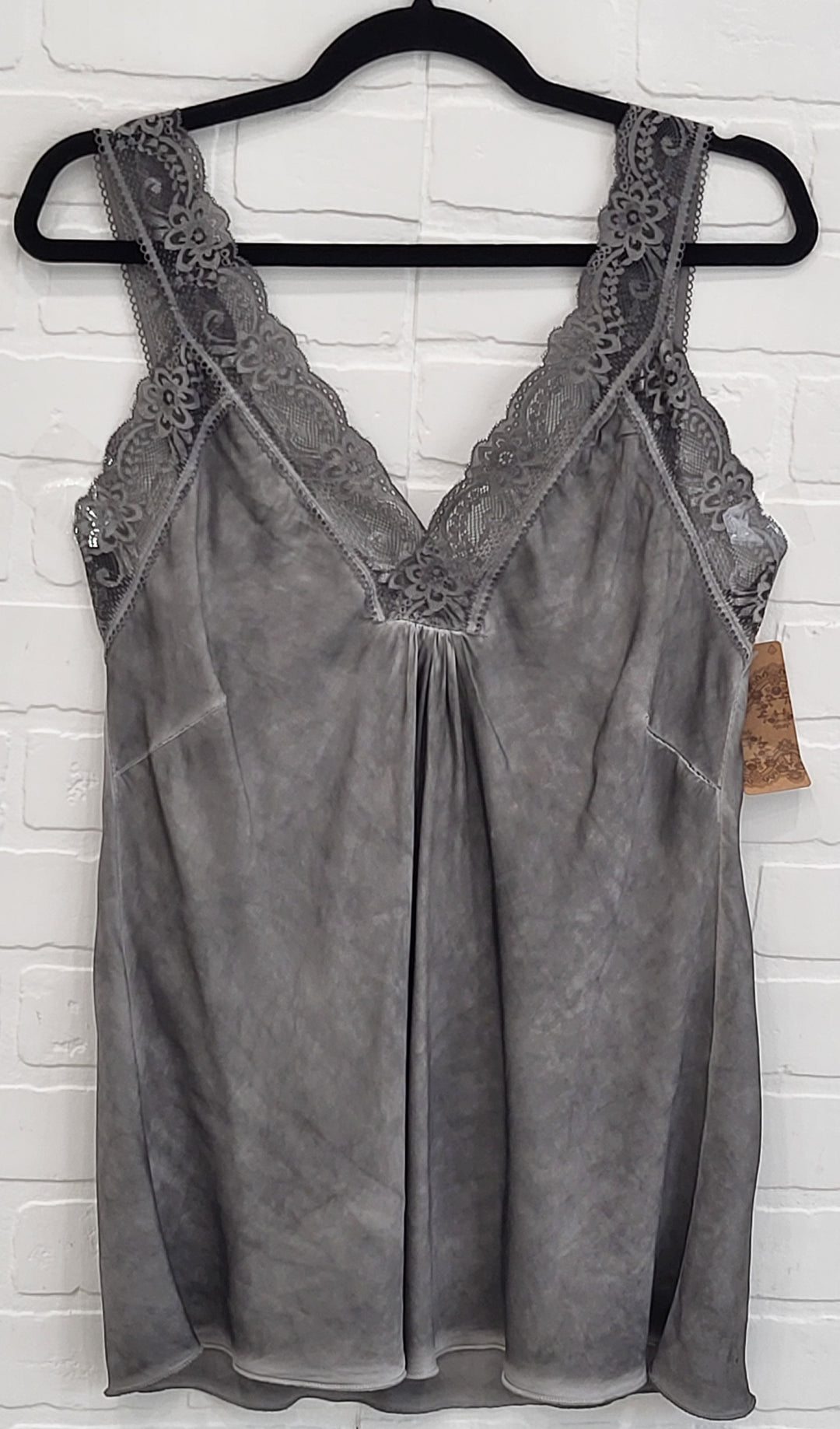 Sleevless Satin Top