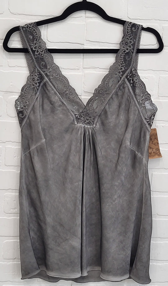 Sleevless Satin Top