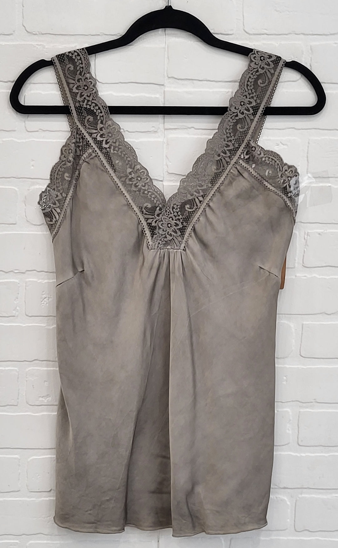 Sleevless Satin Top