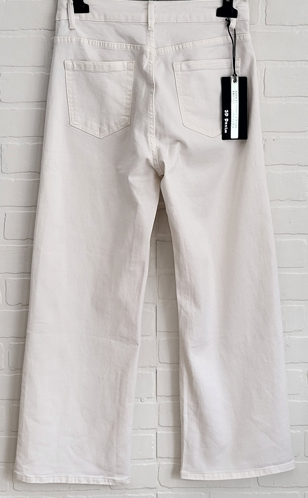 3D Cropped Straight Leg Jeans