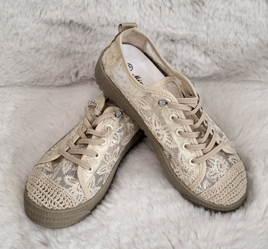 Embroidered Lace up Sneakers