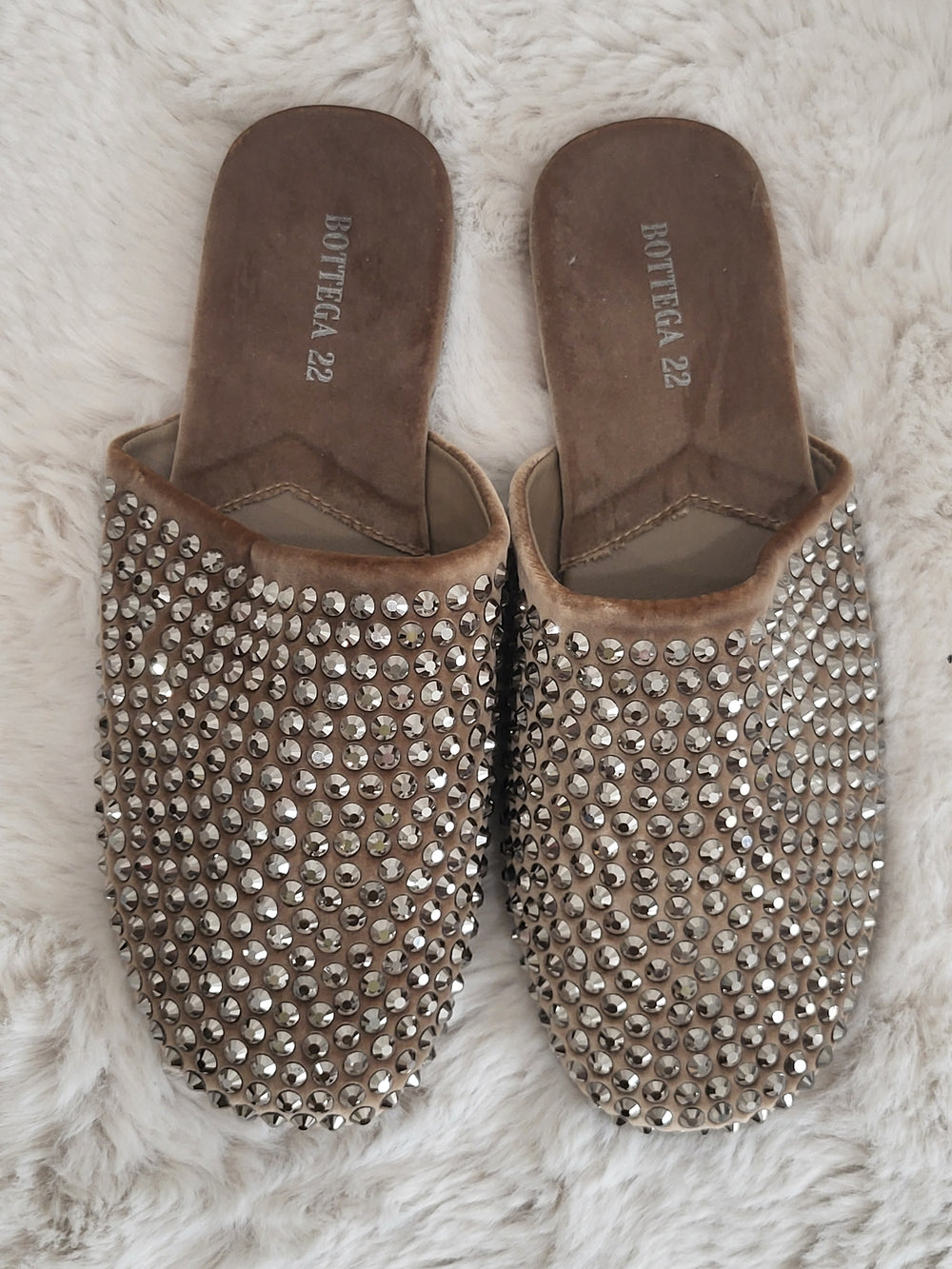 Sparkly Bottega Slip on