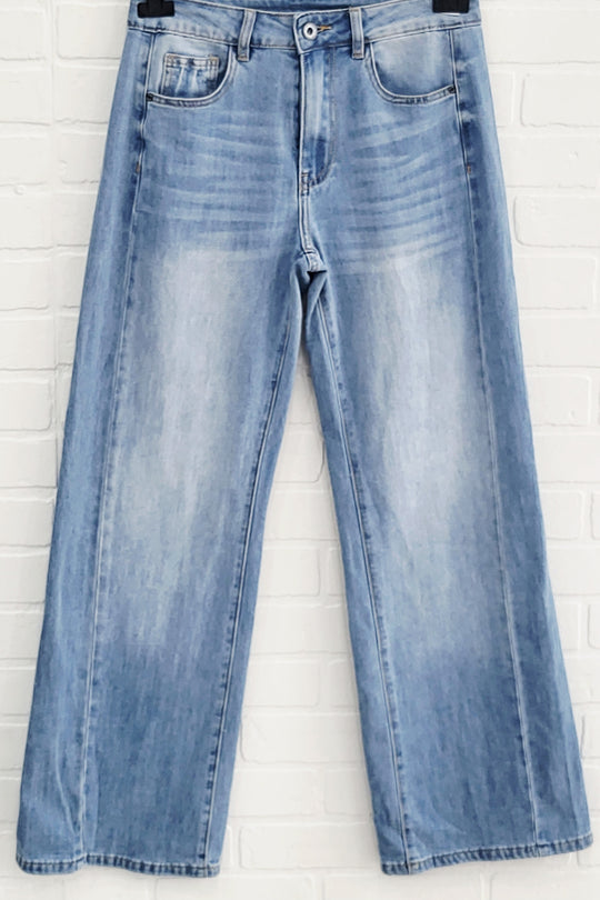 3D Stright Leg Light Denim Jeans