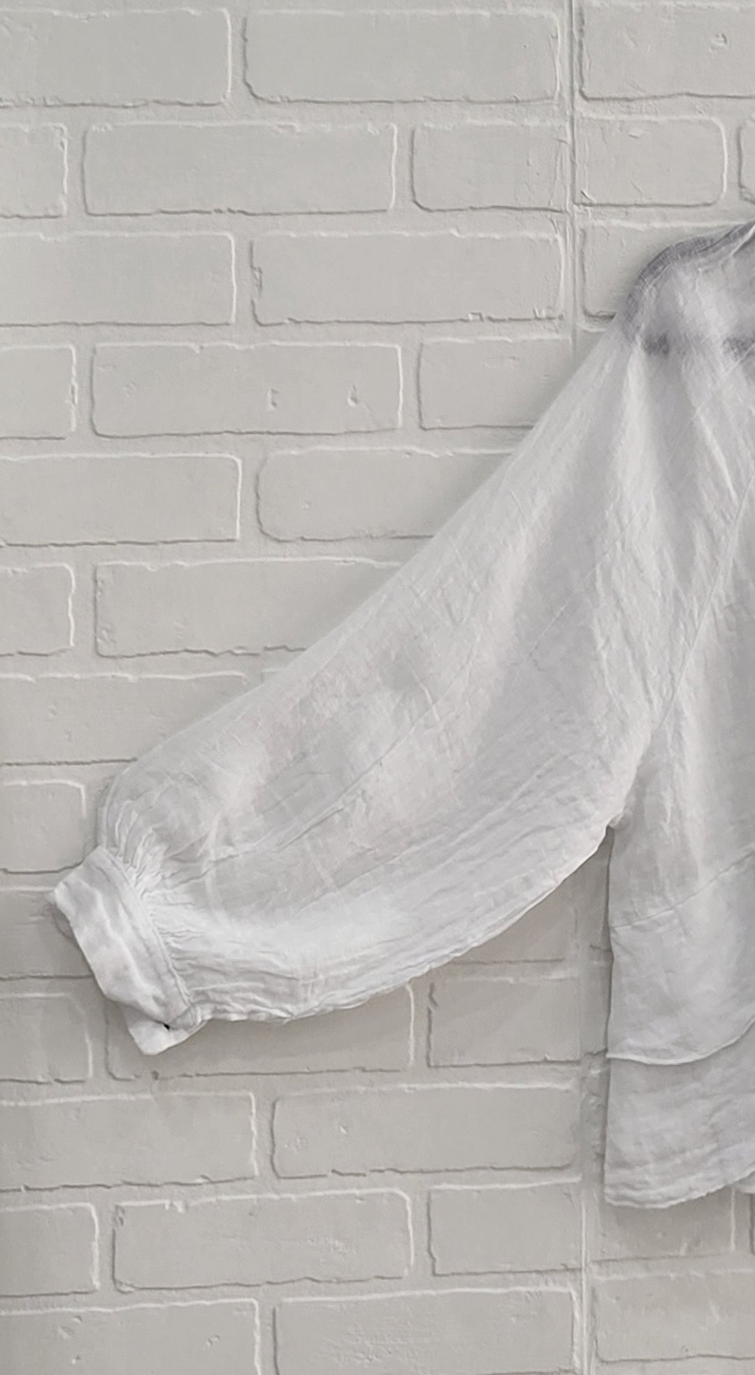 Santorini Linen Ruffle Blouse
