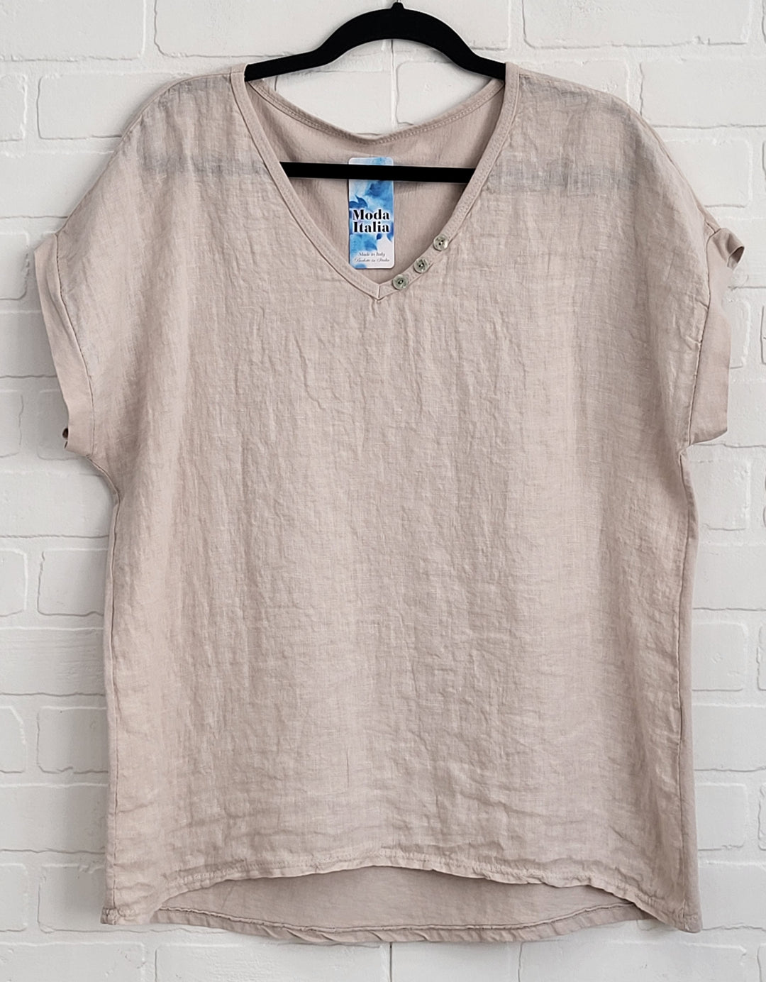 Linen Tee V-Neck with Buttons