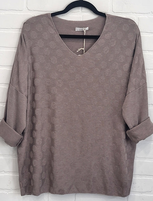 Ava Dot V-Drop Shoulders Pullover