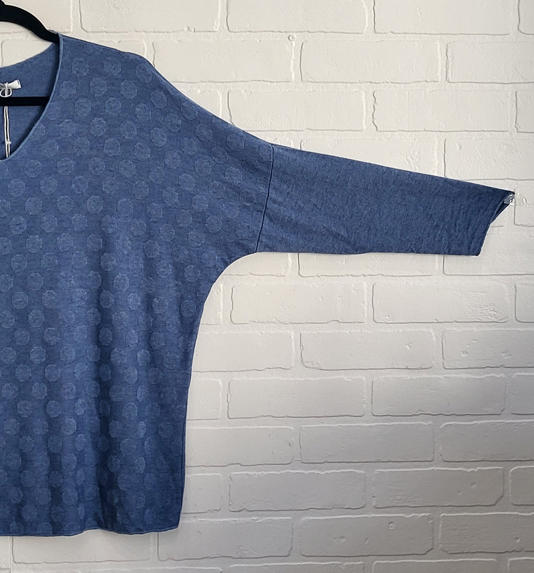 Ava Dot V-Drop Shoulders Pullover