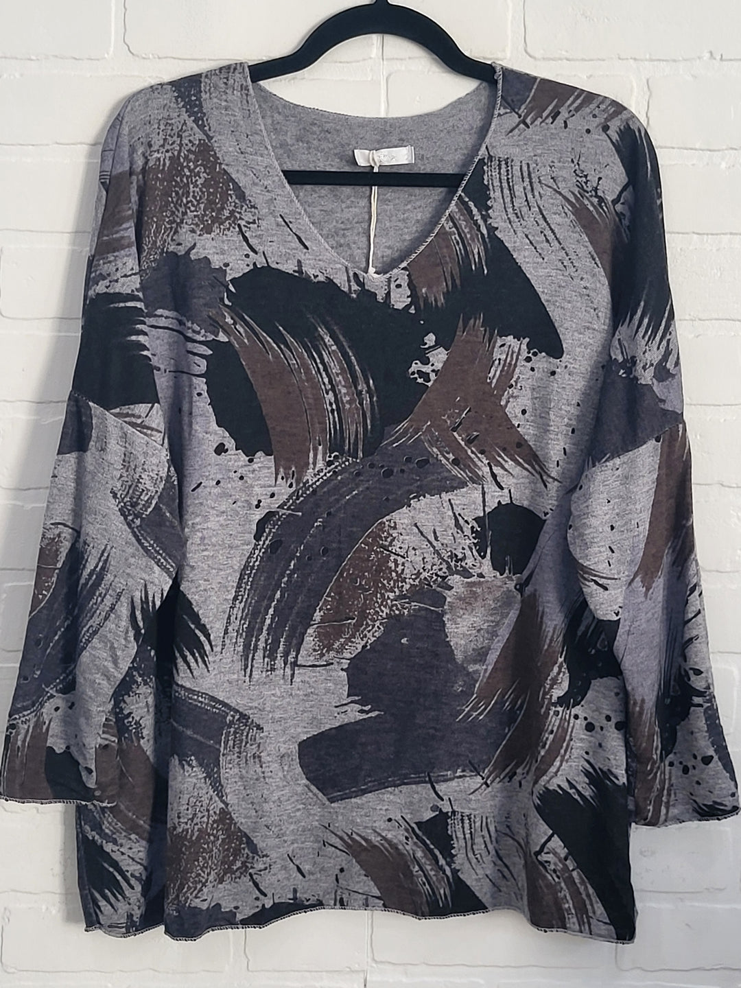 Ava Abstract Brushstrock Drop Shoulders Pullover