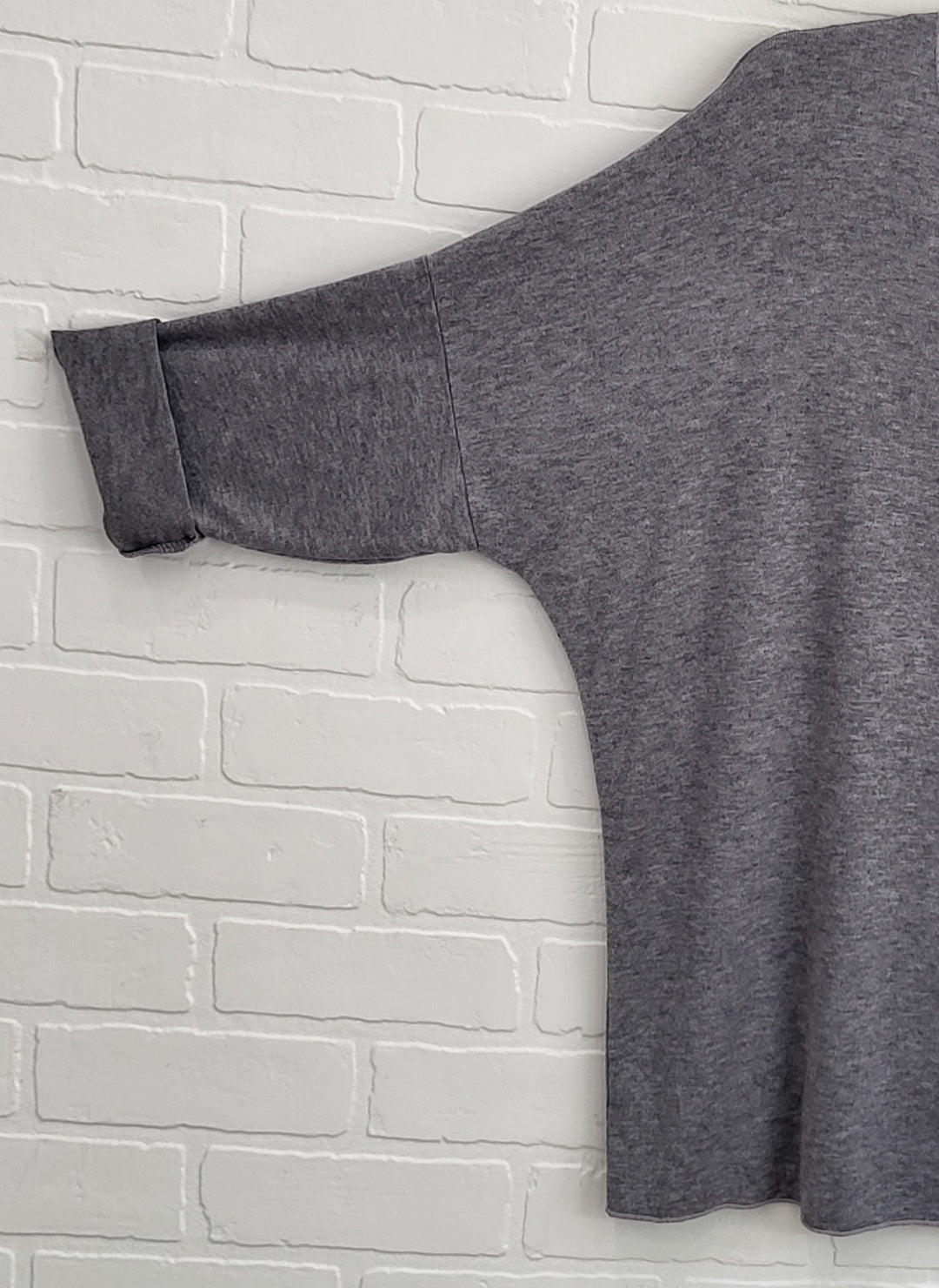Ava-V- Basic Drop Shoulders