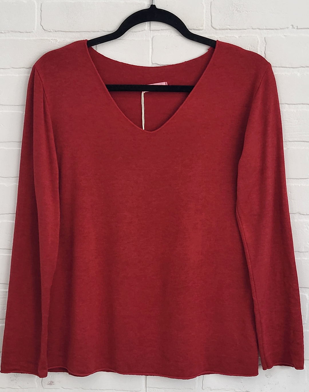 Ava-V-Basic Top