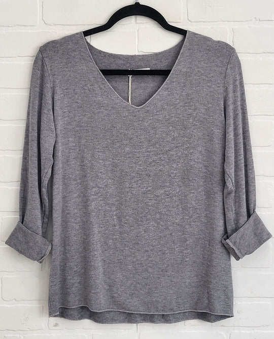 Ava-V-Basic Top