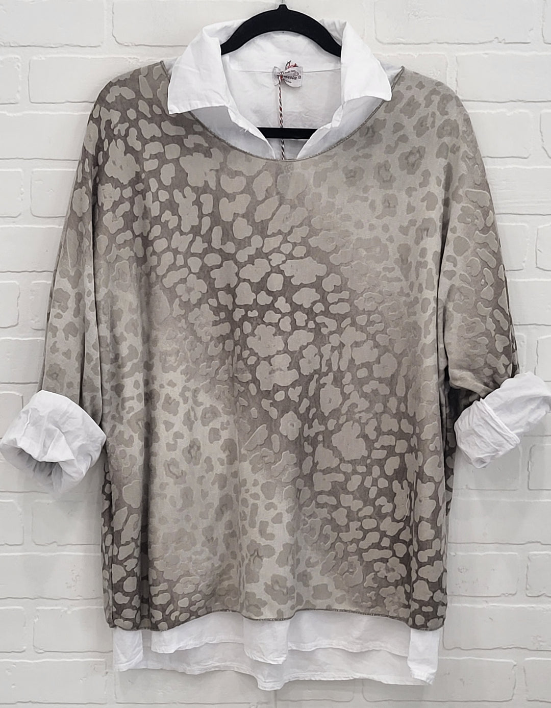 2- in-1 Layered Shirt Top