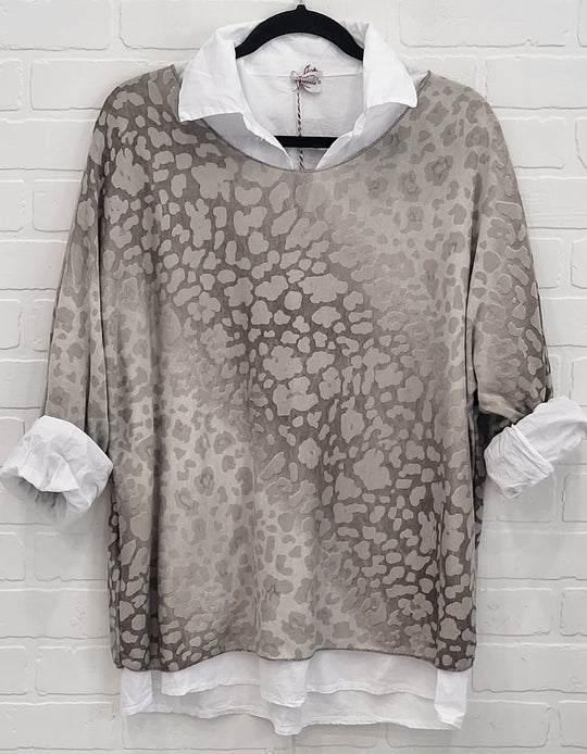 2- in-1 Layered Shirt Top