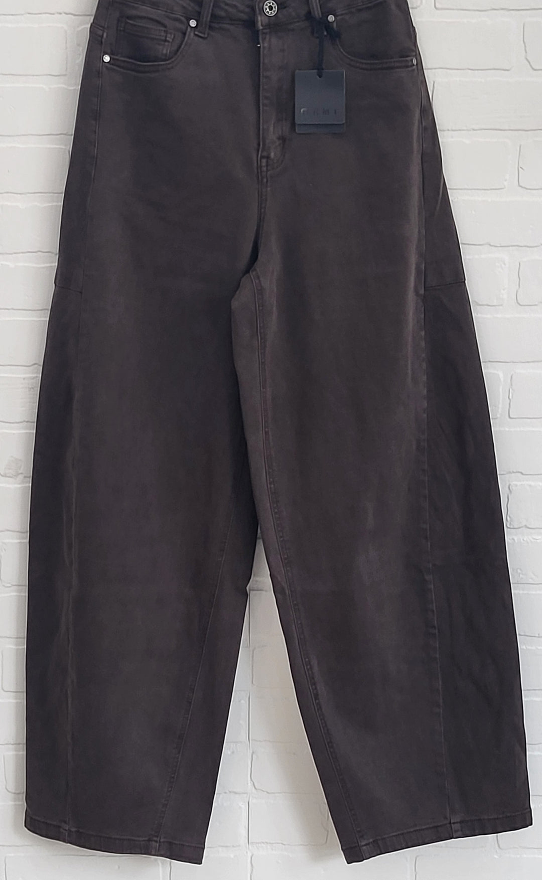 Ormi Relaxed Barrel Denim