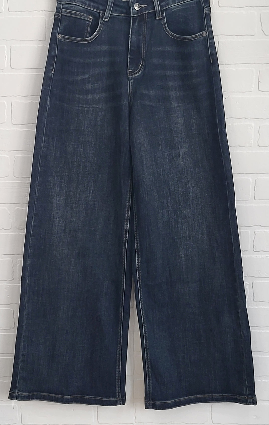 Lara Wide Leg Jeans