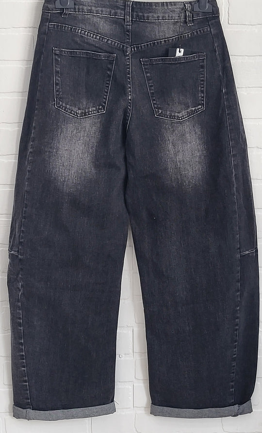 3D Relaxed Barrel Jeans