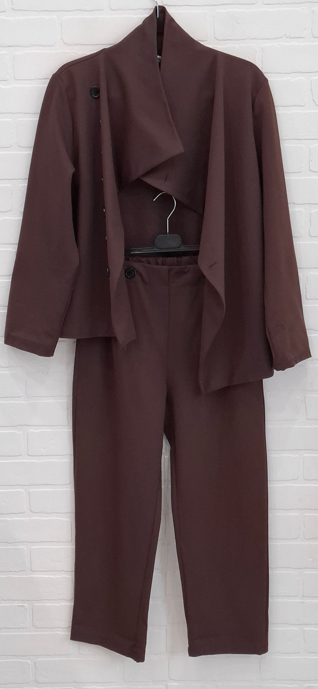 Evelyn Asymmetric Button Set