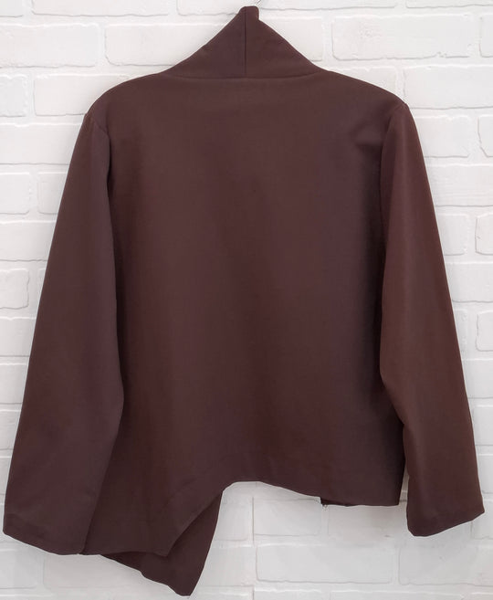 Evelyn Asymmetric Button Set