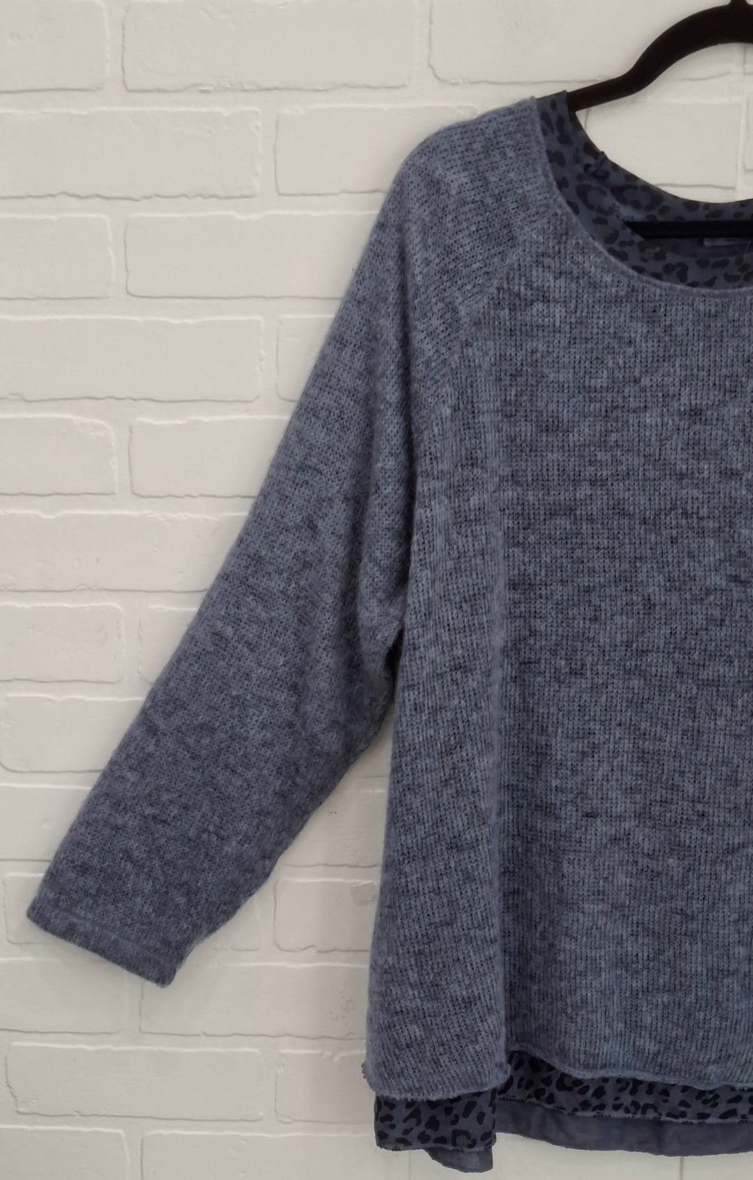 Artemo Sweater with Scarf