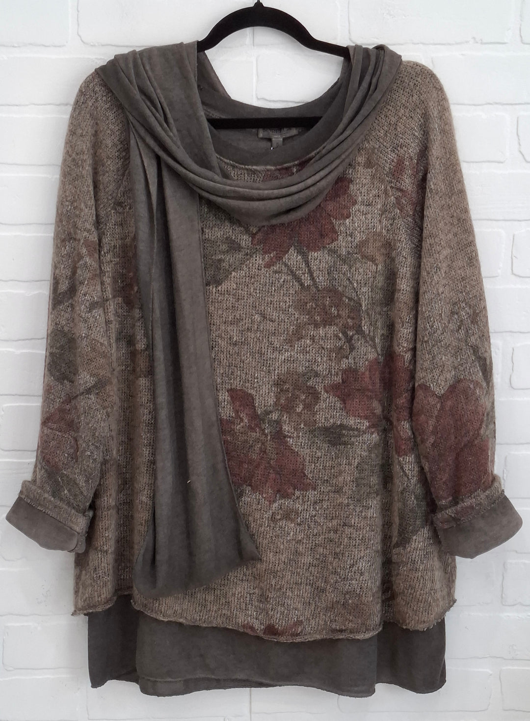 Armeto Floral Top