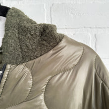 Load image into Gallery viewer, Roxy Quilted Jacket
