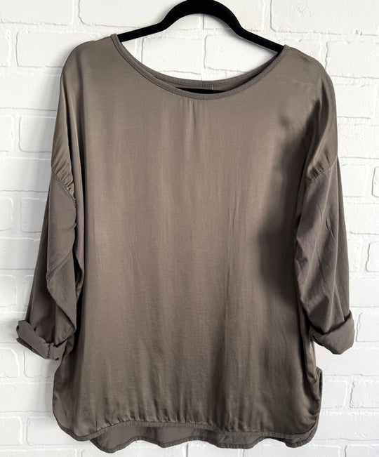 Sabrina long sleeve top