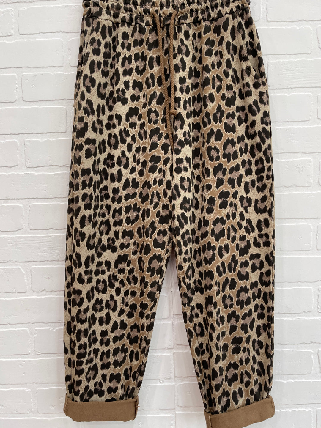 Wyia Cheetah Pants
