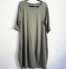 Load image into Gallery viewer, Andrea Dress
