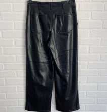 Load image into Gallery viewer, Felicia leather pants
