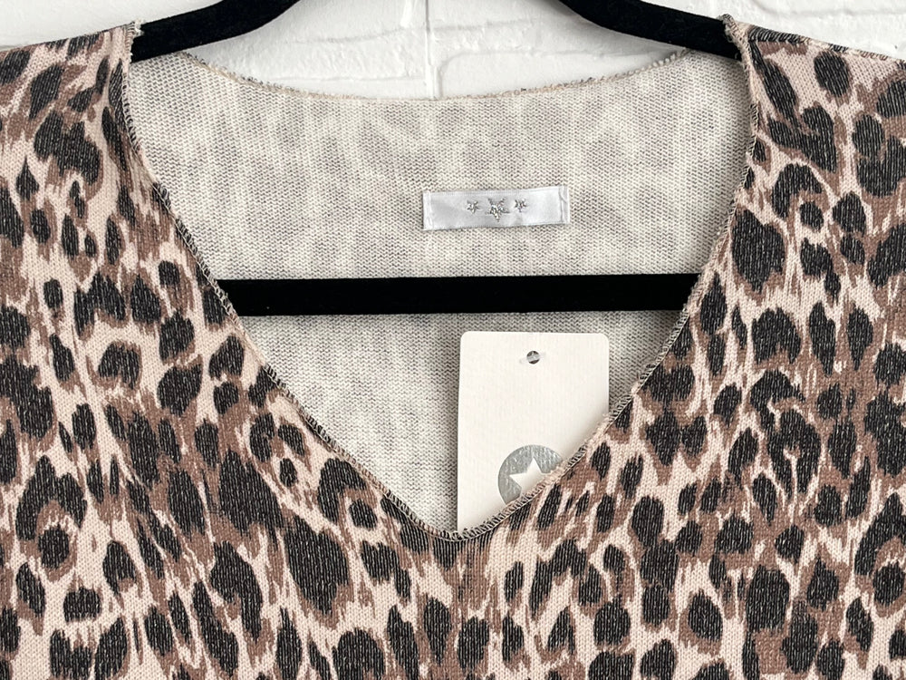 Serena Leopard print top