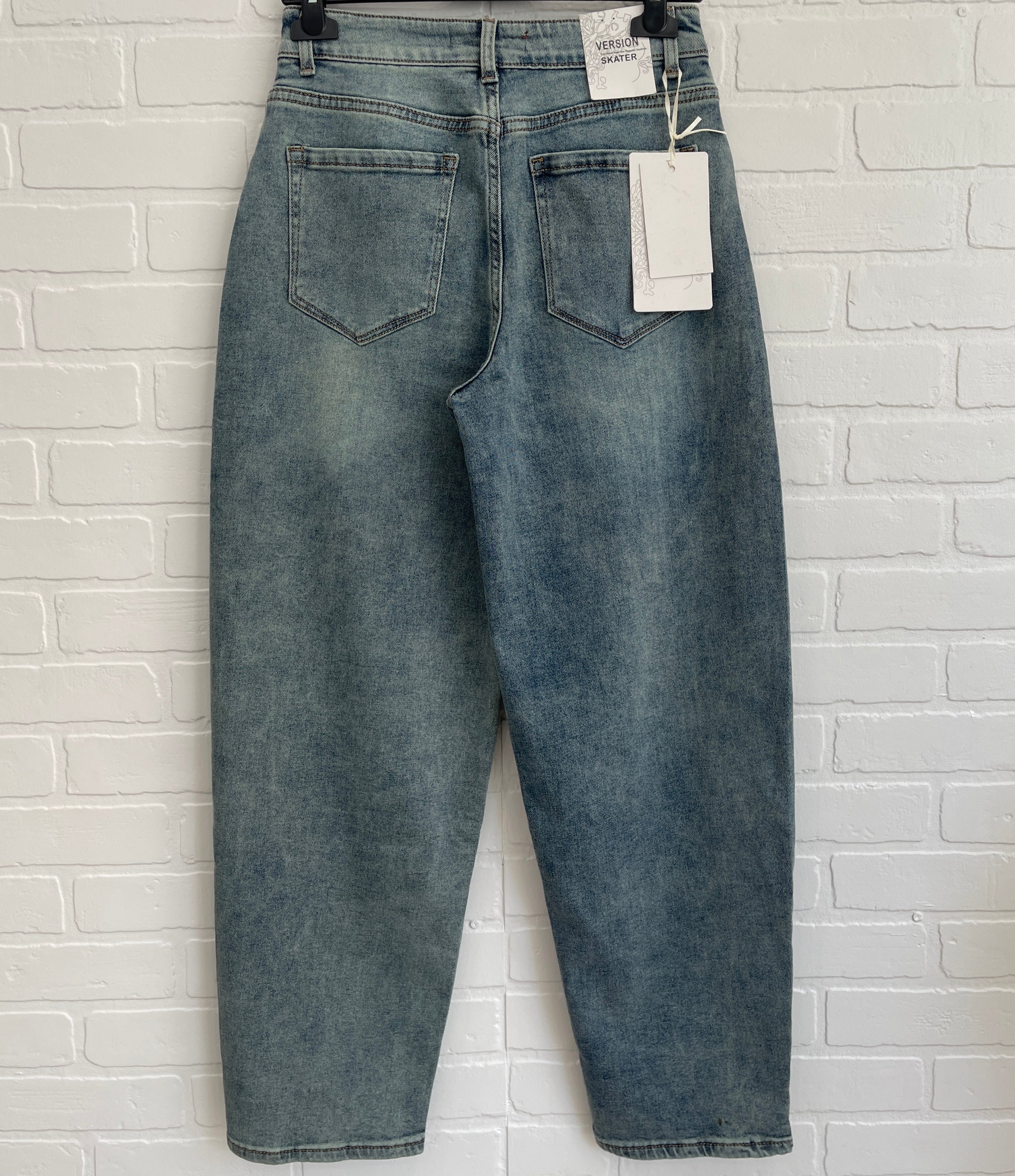 Version Vintage Denim Skater Jeans – Unique Boutique Waterloo