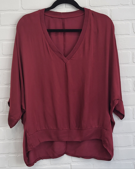 Belle Loose fit V-neck satin top