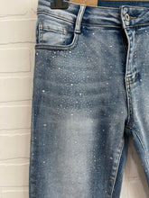 Load image into Gallery viewer, Sparkly Jeans
