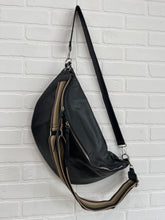 Load image into Gallery viewer, Ashlyn bag
