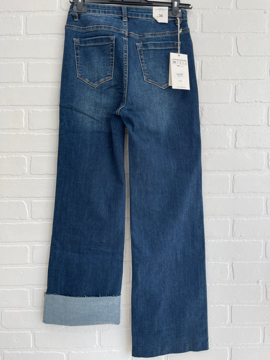 R. Display Raw Hem Jeans