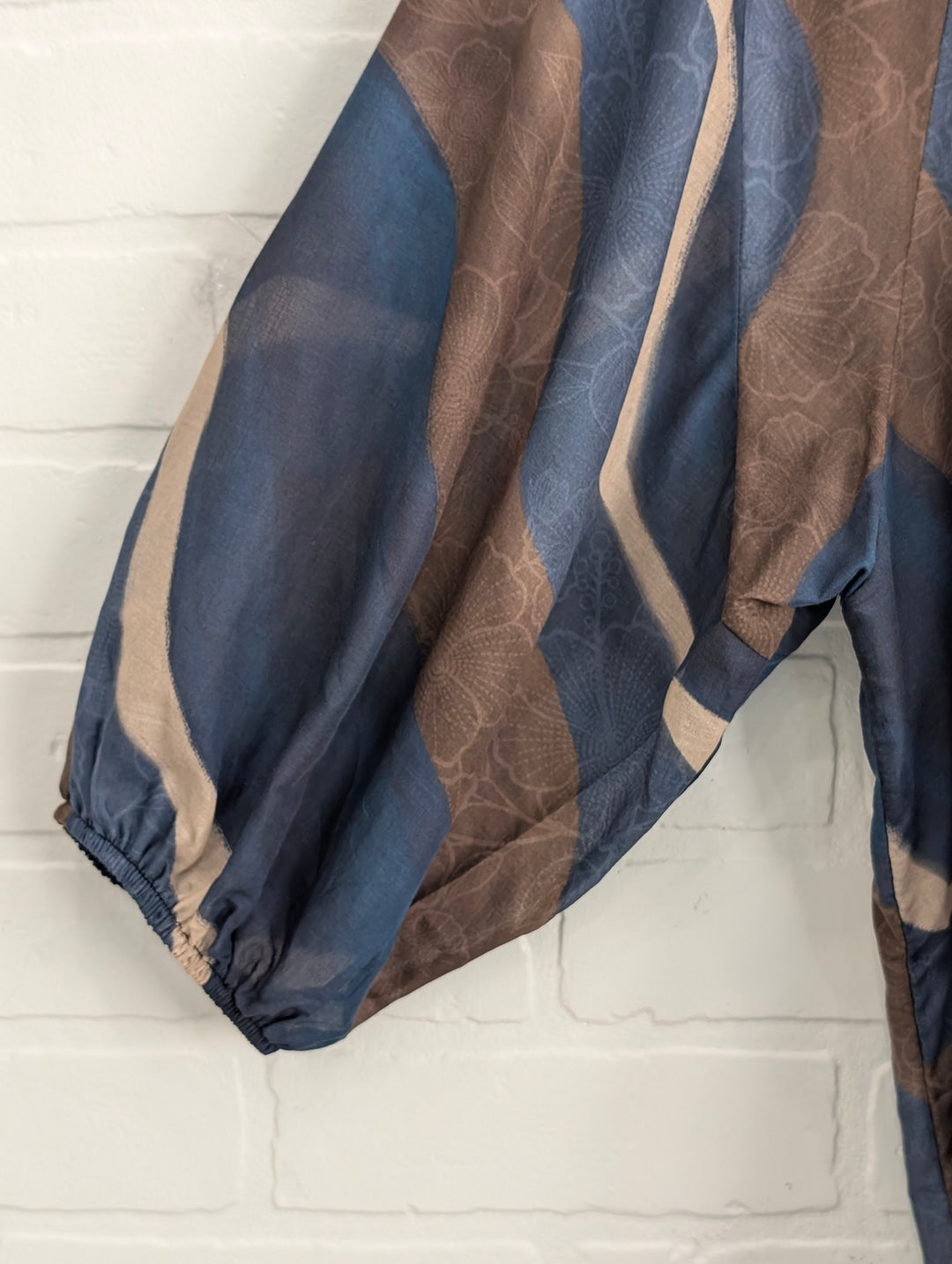 Abstract Wave Print Boho Blouse