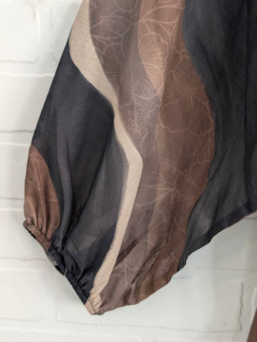 Abstract Wave Print Boho Blouse