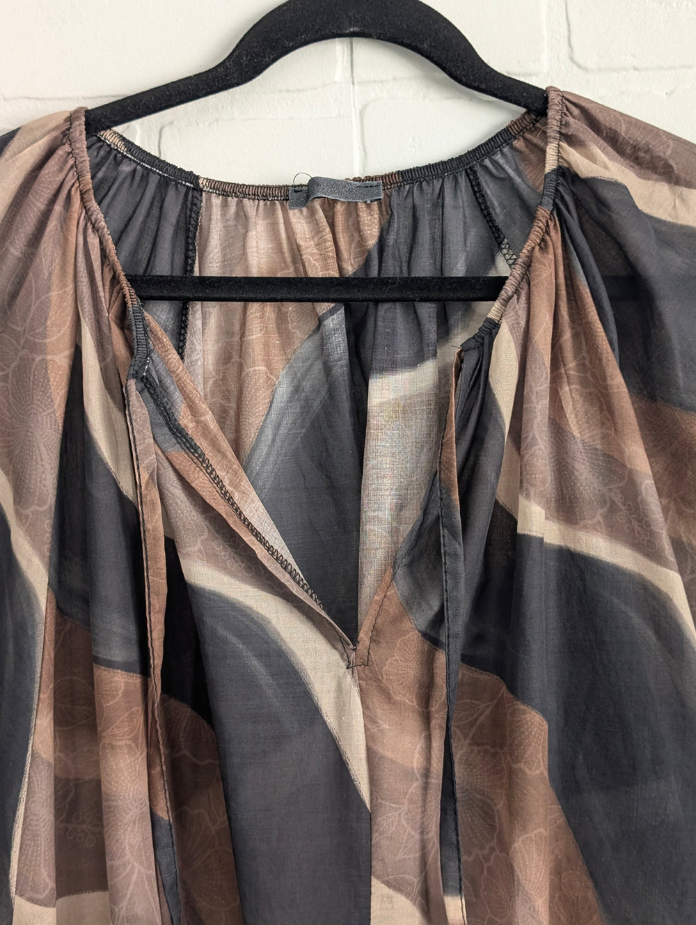Abstract Wave Print Boho Blouse