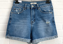 Load image into Gallery viewer, Alexis Shorts
