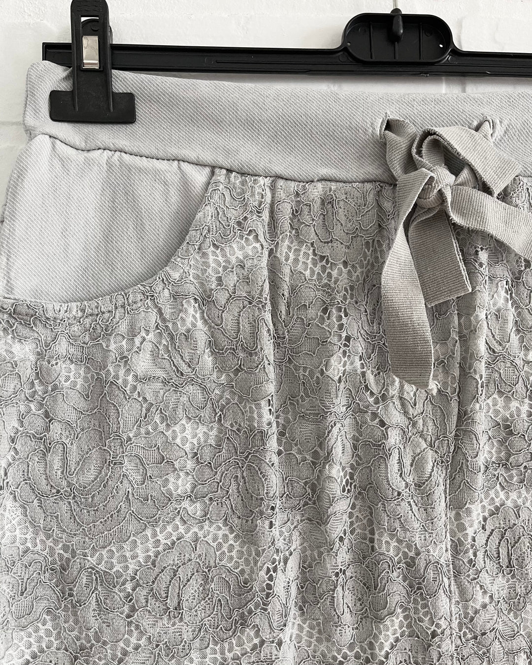 Casual lace skirt