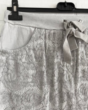 Charger l&#39;image dans la galerie, Casual lace skirt
