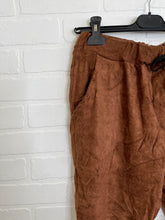 Load image into Gallery viewer, Simi suede jogger pants
