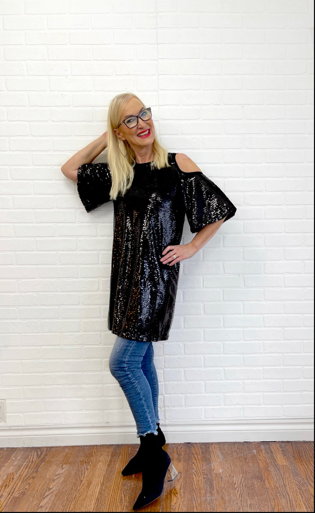 Sequin Suzzane